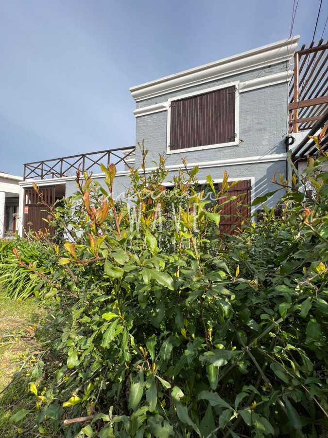 Casa ID.3683 - Manantiales, a metros de Ruta 10, zona céntrica, 3 dormitorios, piscina.