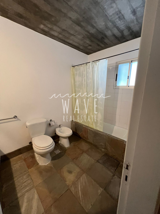 Casa ID.888 - El Chorro a metros del mar, 4 dormitorios, playroom, terrazas con vista, piscina.