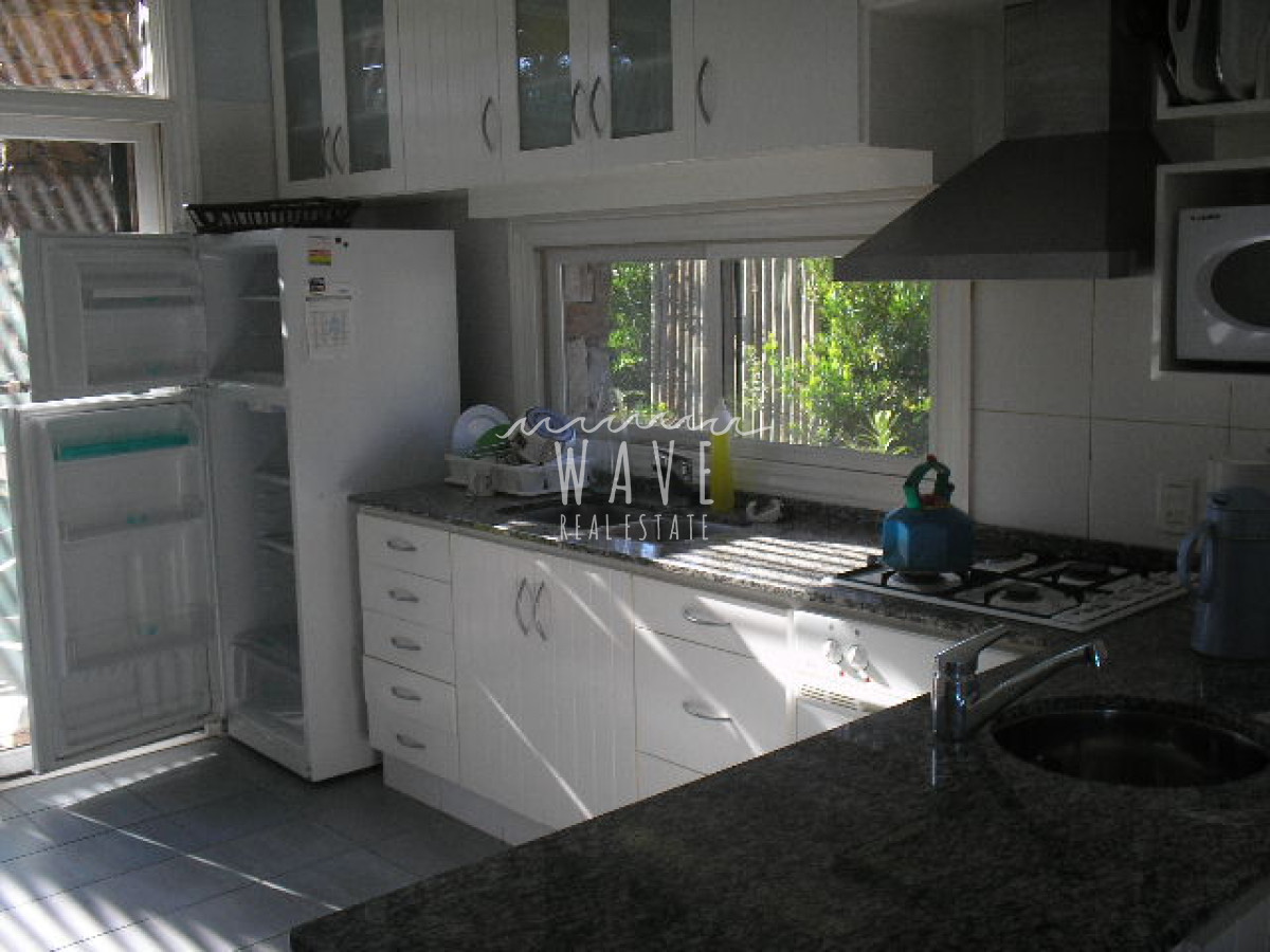 Casa ID.978 - Casa en Alquiler de Verano, Casa de 5 dormitorios en Laguna Blanca