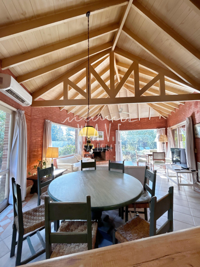 Casa ID.3955 - Venta Casa Barrio Privado, Punta del Este 