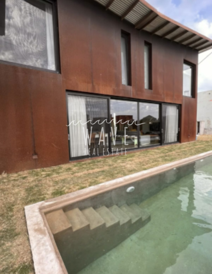 Casa ID.5210 - Venta de casa de 5 dormitorios en Punta Piedras, Manantiales
