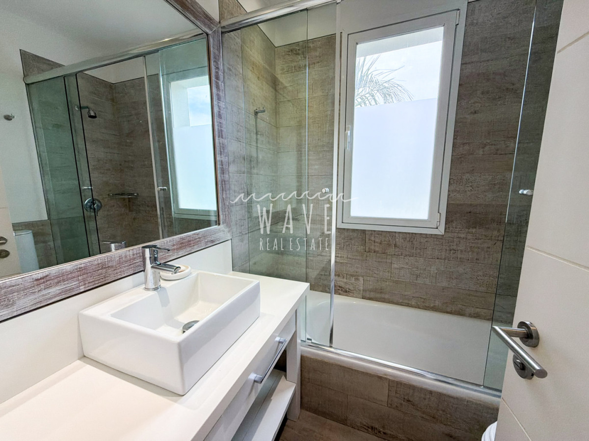 Casa ID.6136 -  Espectacular residencia de 6 suites en Laguna Estates | 5.000 m² de terreno y vista a Laguna Blanca