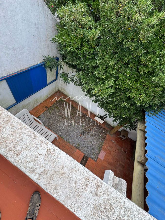 Casa ID.4822 - Venta de casa sobre Ruta 10, La Barra, con 3 dormitorios y 1000 metros de terreno