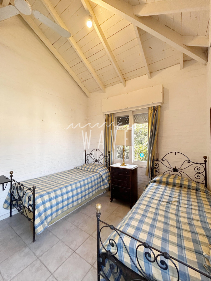 Casa ID.3955 - Venta Casa Barrio Privado, Punta del Este 