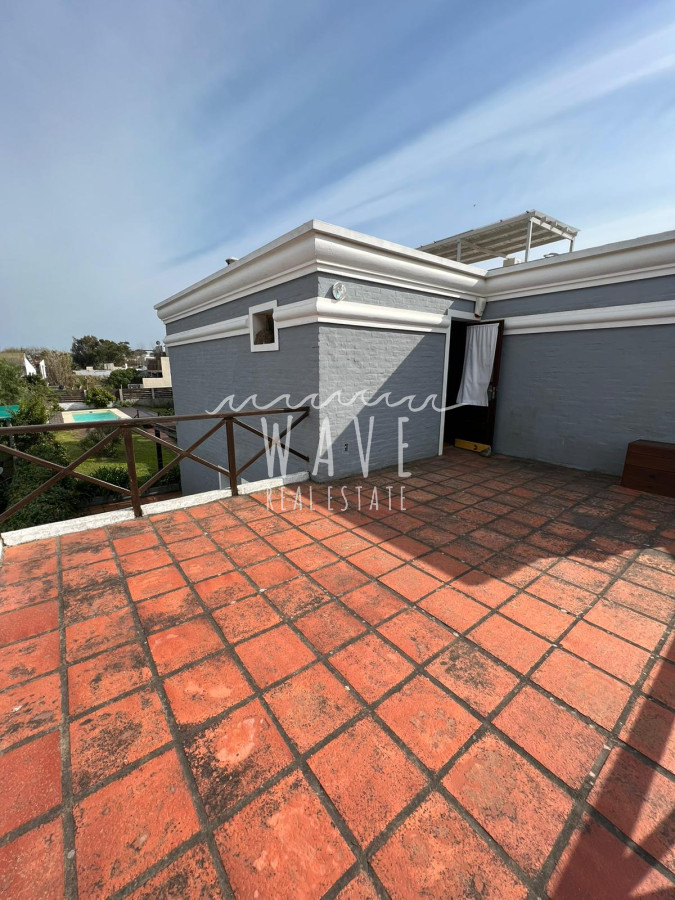 Casa ID.3683 - Manantiales, a metros de Ruta 10, zona céntrica, 3 dormitorios, piscina.