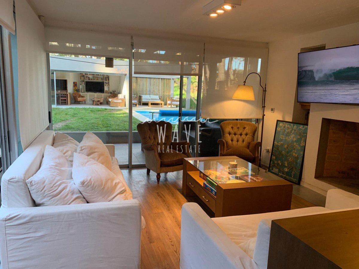 Casa ID.1140 - Alquiler Temporal de Verano, Casa de 3 dormitorios en Montoya, con piscina