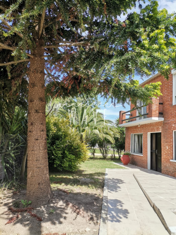 Casa ID.1673 - La Barra, Casa en Alquiler Anual El Tesoro 3 dormitorios  