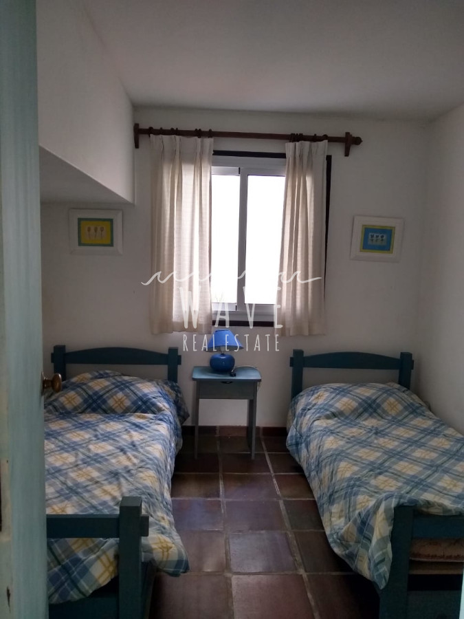 Casa ID.1485 - Alquiler La Barra, para ir caminando a la playa y al centro. 3 dormitorios, parrillero..