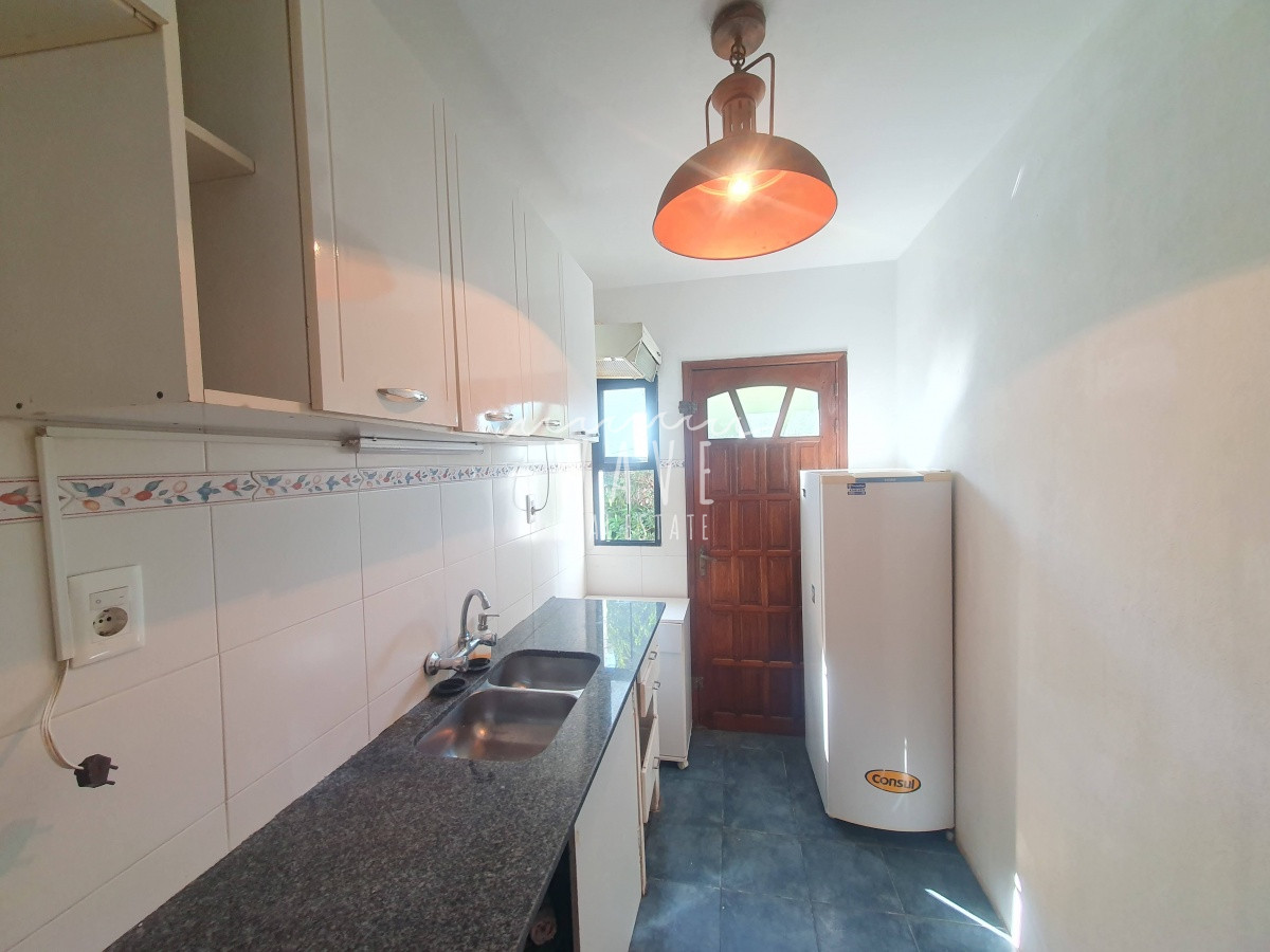 Casa ID.1691 - Venta de casa de 3 dormitorios y 2 baños en Pinares, Punta del Este.