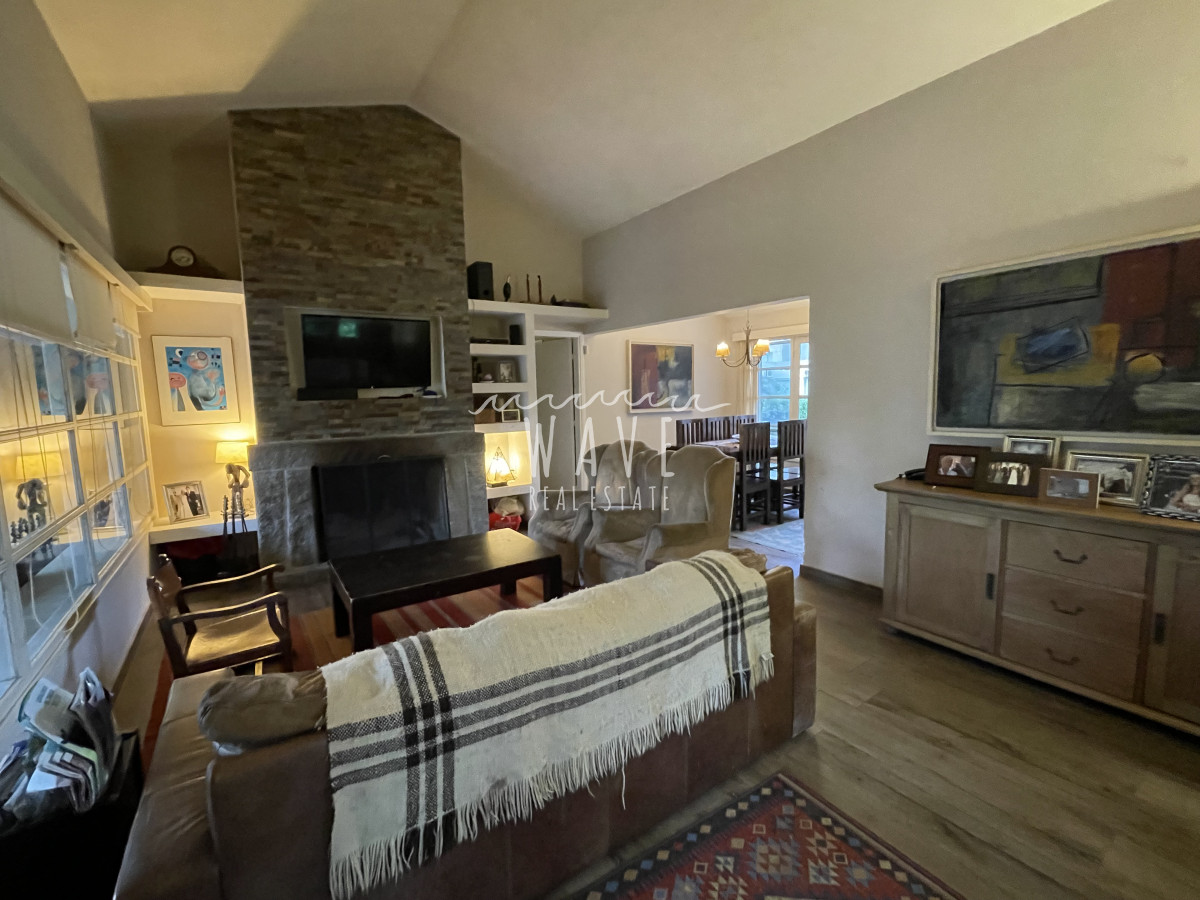 Casa ID.5057 - Hermoso chalet en playa mansa en alquiler de temporada 