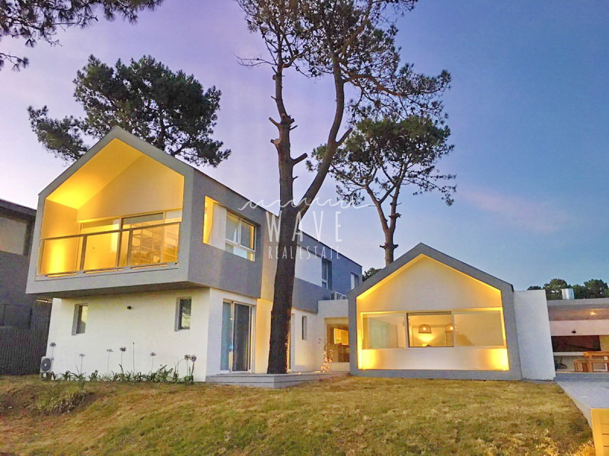 Casa ID.807 - Venta de casa de 5 dormitorios en Pinar del Faro