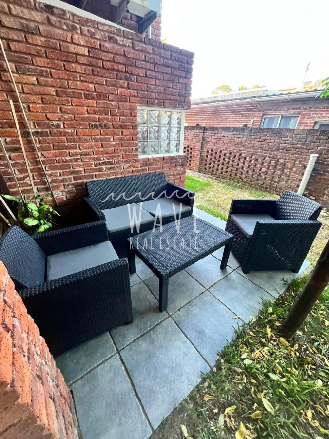 Casa ID.4714 - Casa en alquiler temporal en Manantiales, 4 dormitorios.