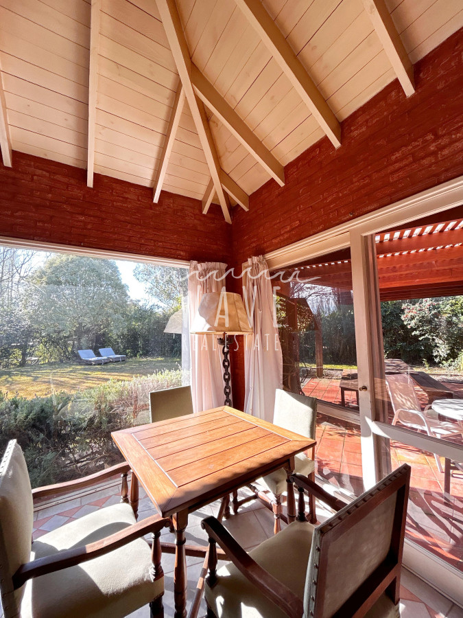 Casa ID.3955 - Venta Casa Barrio Privado, Punta del Este 