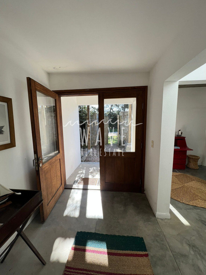 Casa ID.888 - El Chorro a metros del mar, 4 dormitorios, playroom, terrazas con vista, piscina.