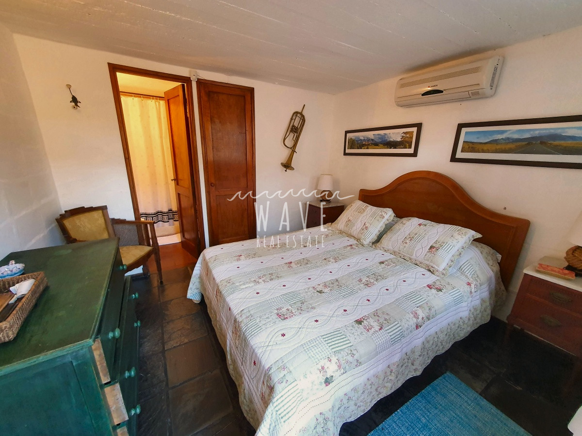 Casa ID.11 - Casa de 2 dormitorios + oficina + dormitorio de servicio a 150 mts del Mar en Playa Brava