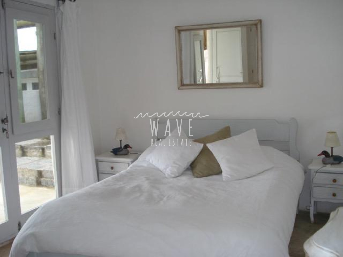 Casa ID.4875 - Alquiler de Casa con 7 dormitorios en La Barra, ubicada frente al mar