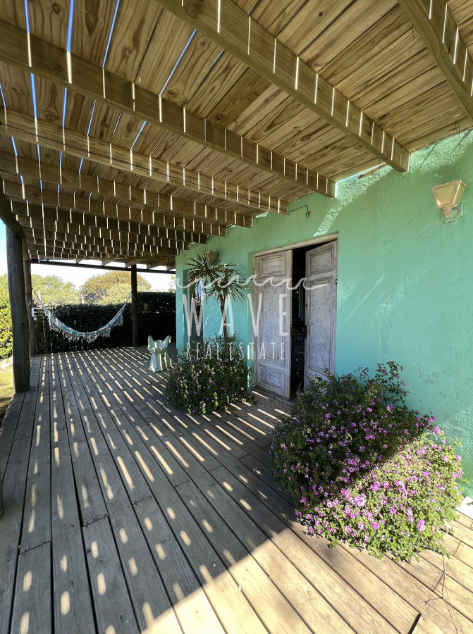 Casa ID.802 - Casa en Alquiler Temporal de Verano, con 3 dormitorios, en Balneario Buenos Aires, 50 metros del mar