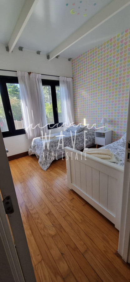 Casa ID.4320 - San Rafael, 3 dormitorios, dep. servicio, piscina cercada, gge.