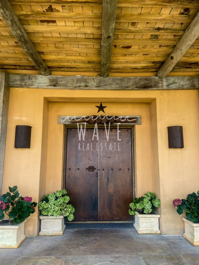 Casa ID.5179 - Venta de casa de 5 dormitorios en Punta Piedras, Manantiales