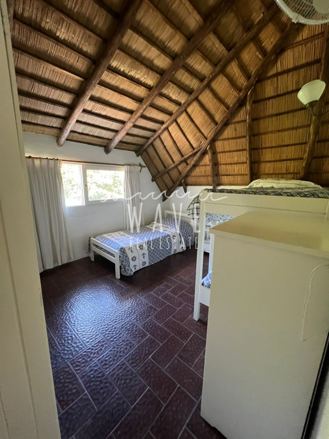 Casa ID.1532 - La Barra 3 dormitorios y 2 baños, jardín, parrillero. 