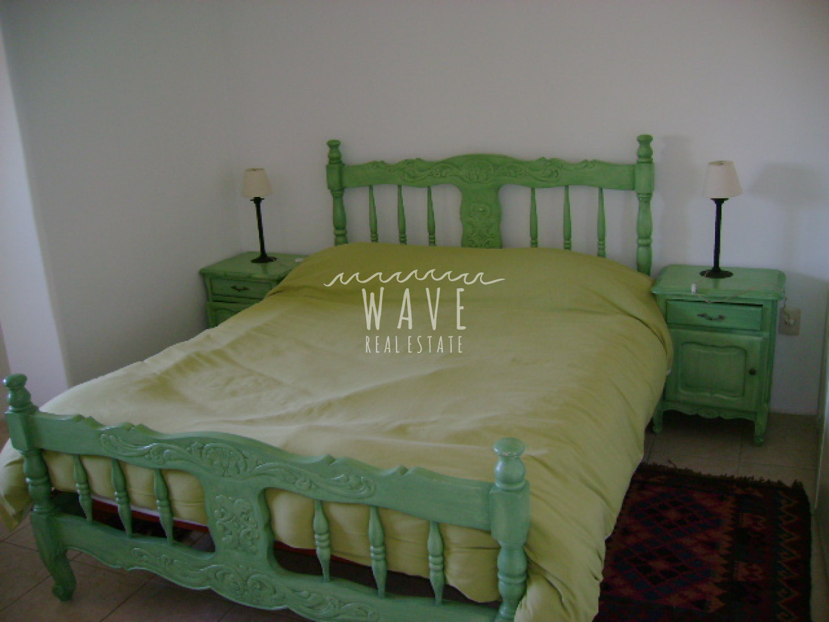 Casa ID.749 - CAPACIDAD Y PRIVACIDAD EN EL CORAZÓN DE LA BARRA