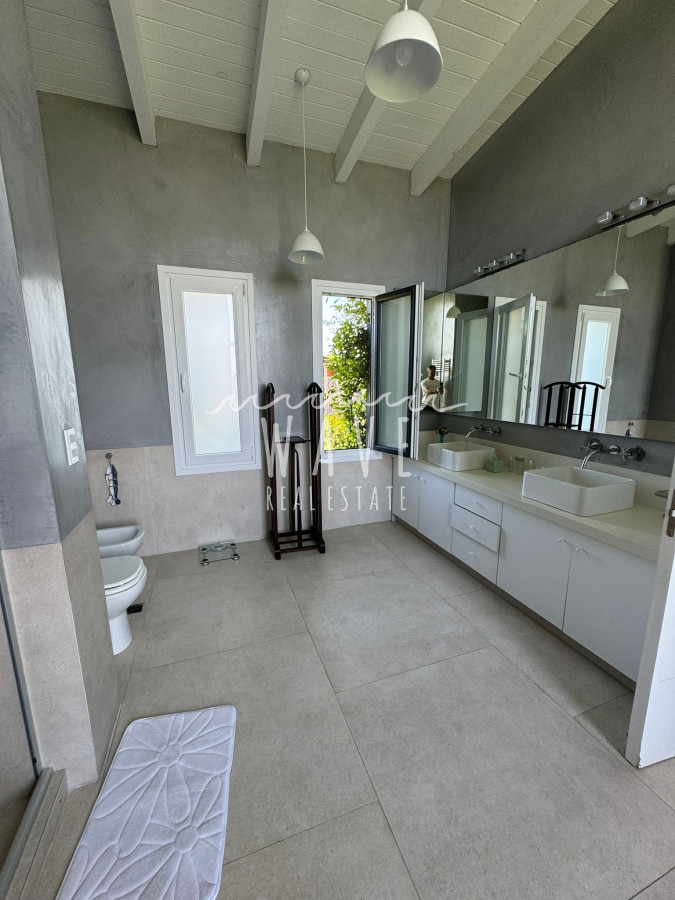 Casa ID.4563 - Alquiler de verano ,  espectacular casa de 5 dormitorios en barrio privado, Pueblo mio Manantiales 