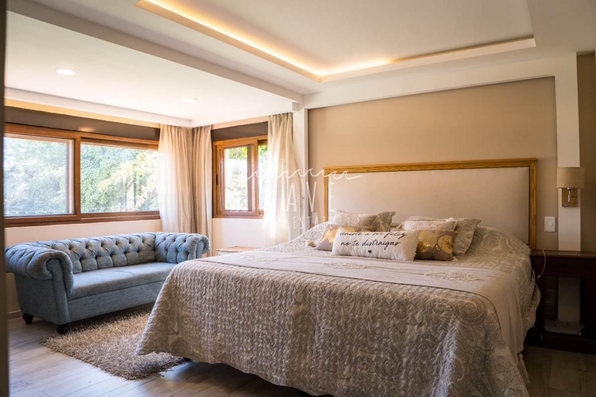 Casa ID.5035 - Alquiler temporal Casa San Rafael Punta del Este, 8 suites, 200 mts del mar! 