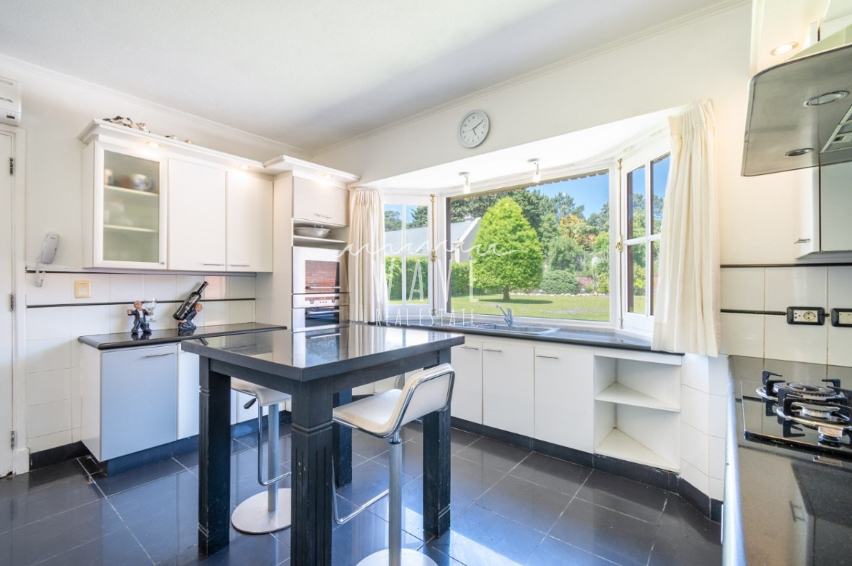 Casa ID.4628 - Alquiler espectacular casa en Beverly Hills, Punta del Este 