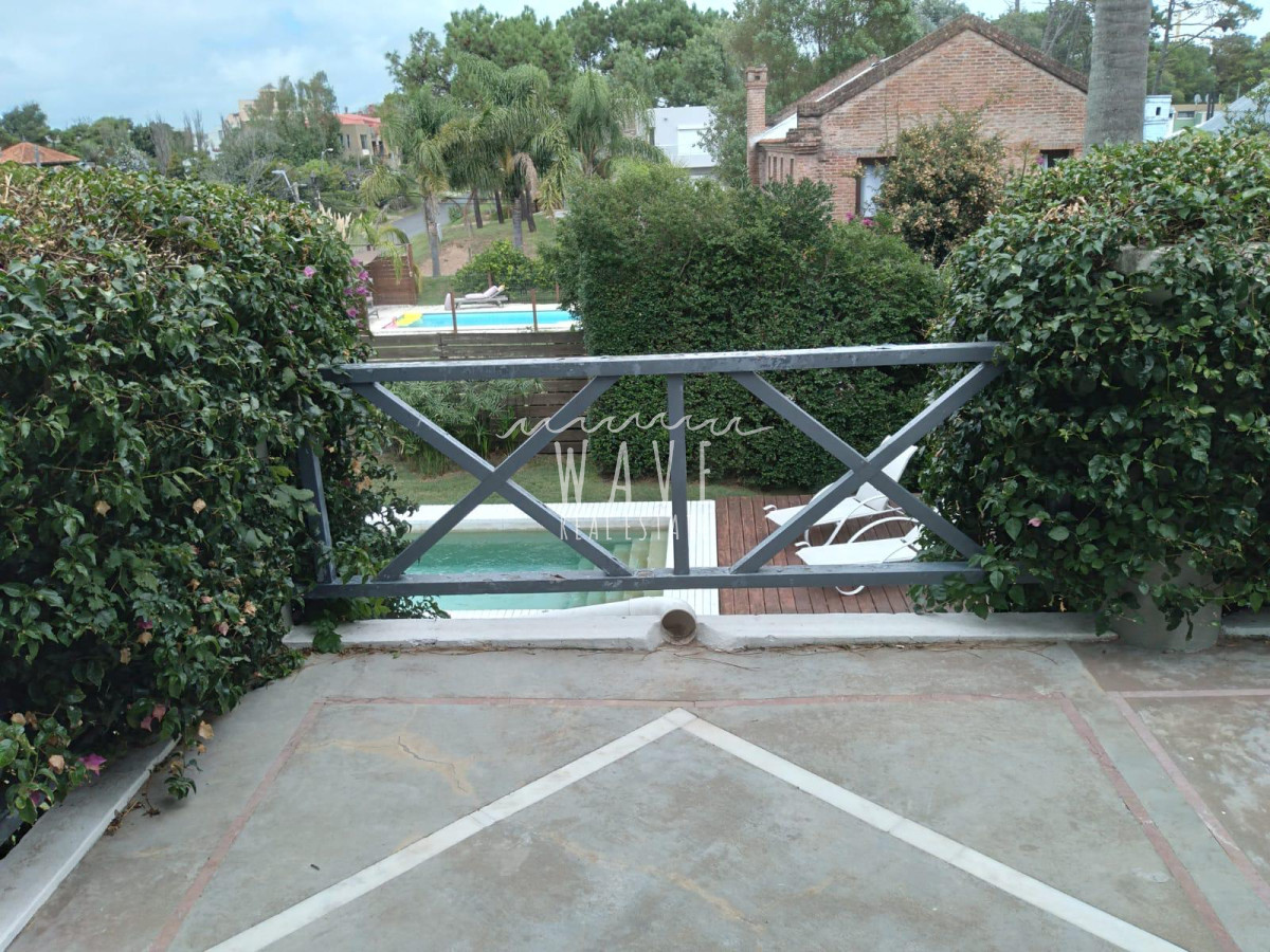 Casa ID.4 - Excelente casa en la mejor zona de Montoya ( 30% debajo de su valor)