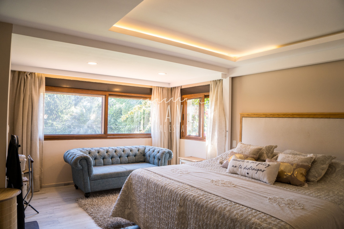 Casa ID.5035 - Alquiler temporal Casa San Rafael Punta del Este, 8 suites, 200 mts del mar! 