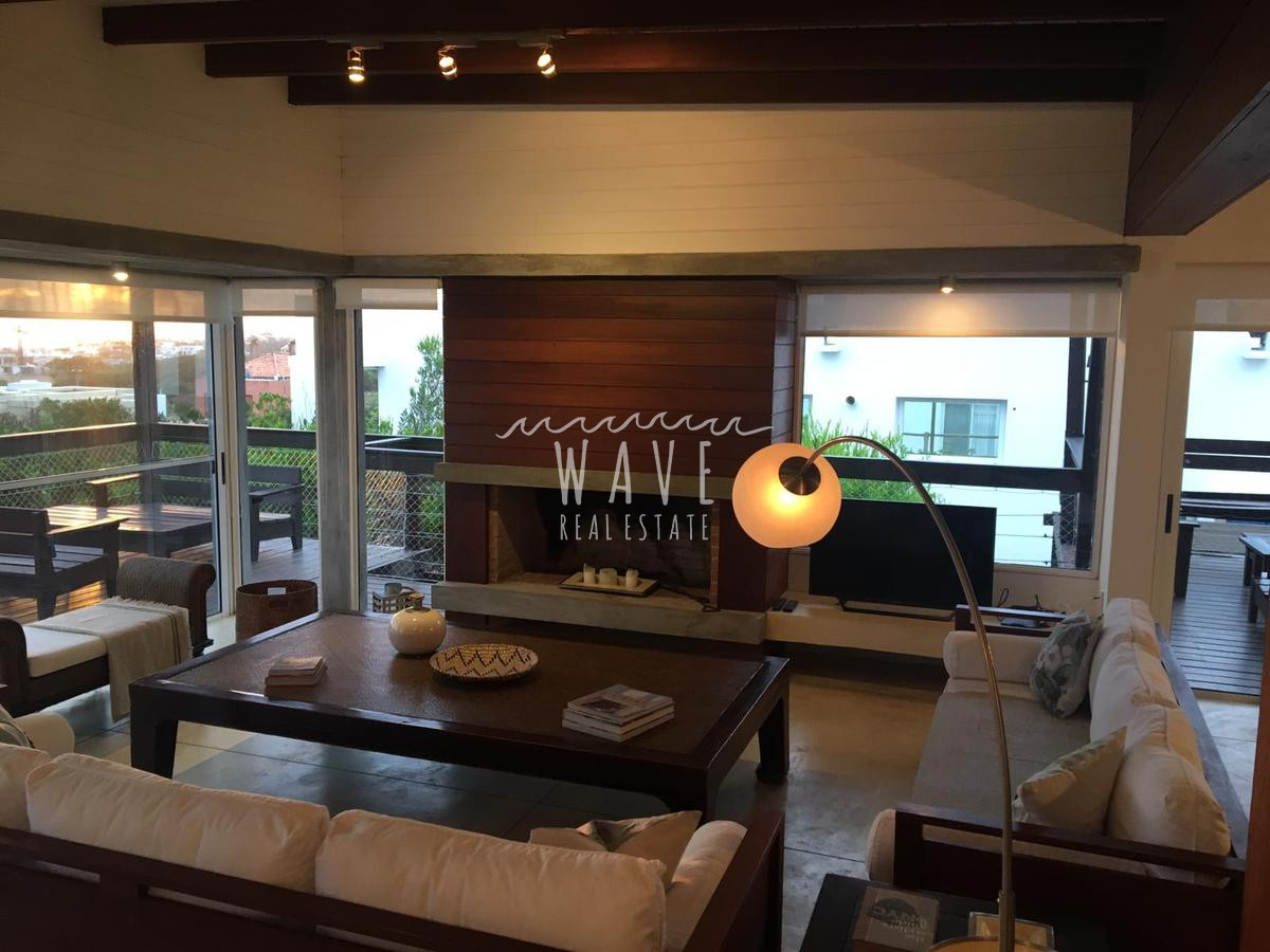 Casa ID.1231 - Venta de casa de 5 dormitorios en Punta Alta, Manantiales