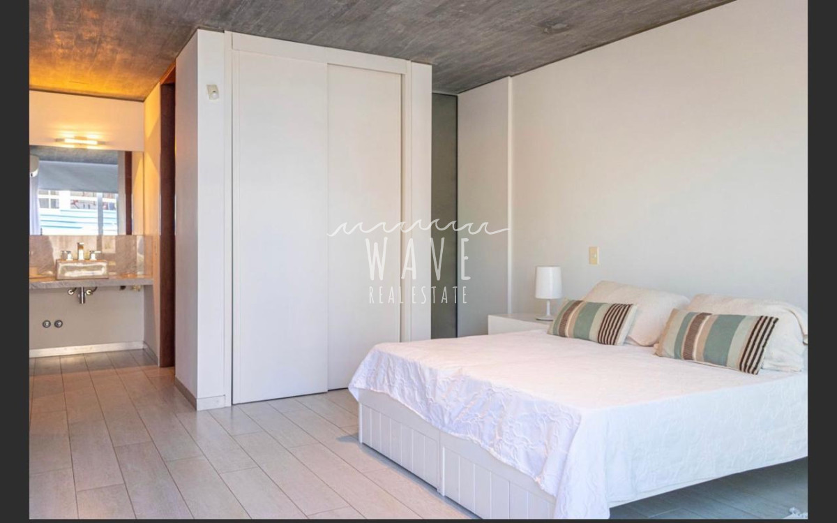 Casa ID.5358 - Hermosa casa a a la venta en el corazón de La Barra