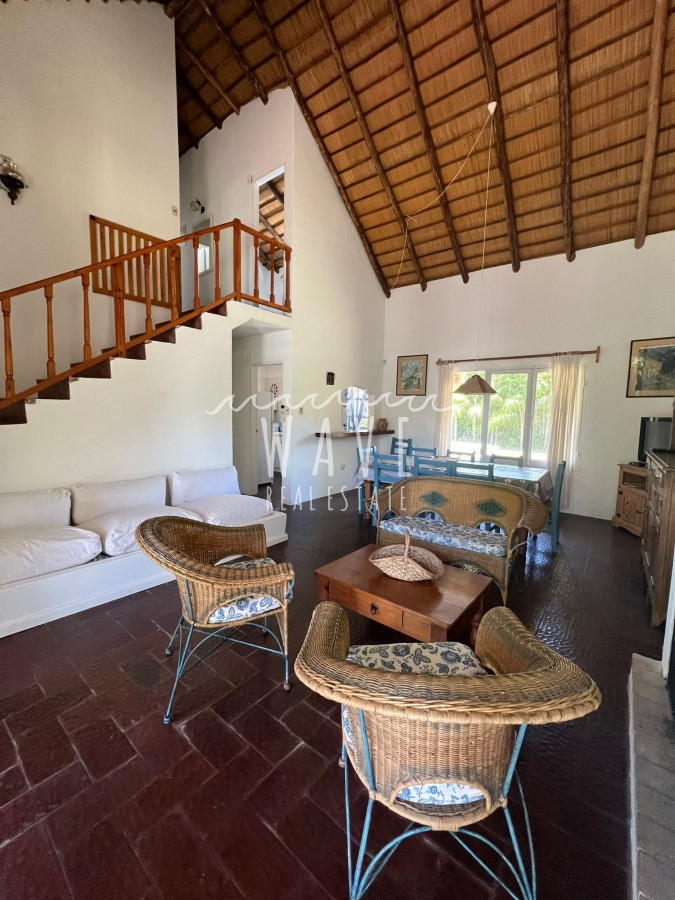 Casa ID.1532 - La Barra 3 dormitorios y 2 baños, jardín, parrillero. 