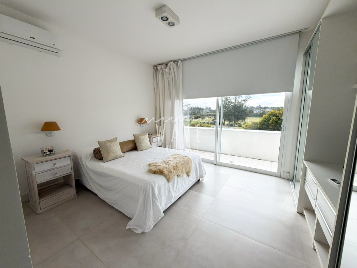 Casa ID.6136 -  Espectacular residencia de 6 suites en Laguna Estates | 5.000 m² de terreno y vista a Laguna Blanca