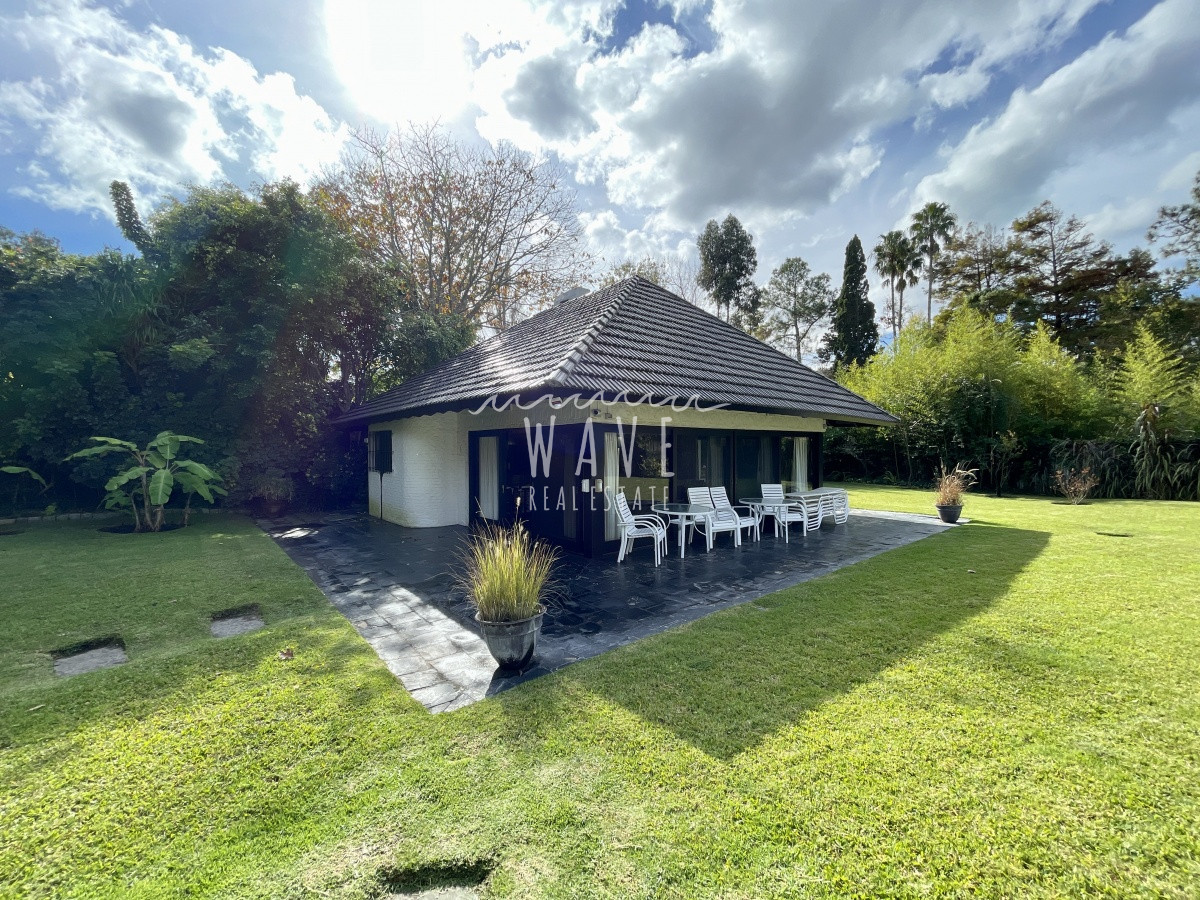 Casa ID.1562 - VENTA- MAGNIFICO CHALET EN ZONA GOLF- PUNTA DEL ESTE