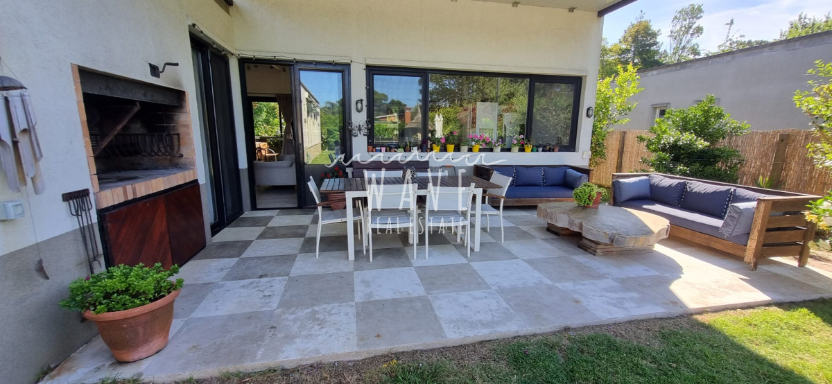 Casa ID.4320 - San Rafael, 3 dormitorios, dep. servicio, piscina cercada, gge.