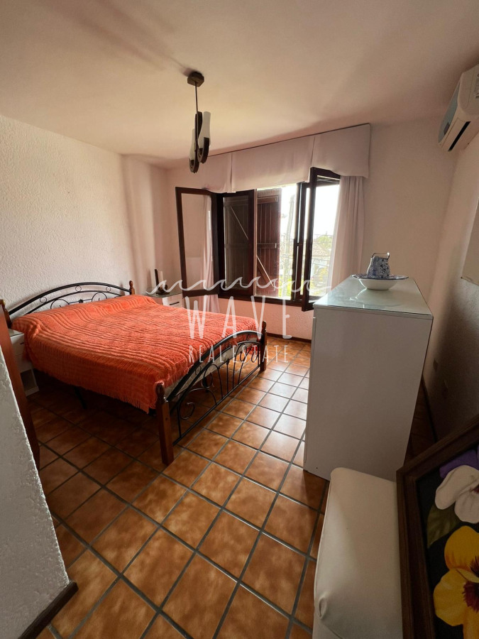 Casa ID.3683 - Manantiales, a metros de Ruta 10, zona céntrica, 3 dormitorios, piscina.