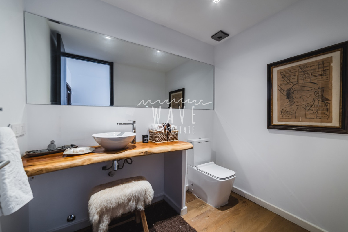 Casa ID.4821 - Alquiler Temporal, Casa en El Chorro con vista al mar, 4 dormitorios y 6 baños