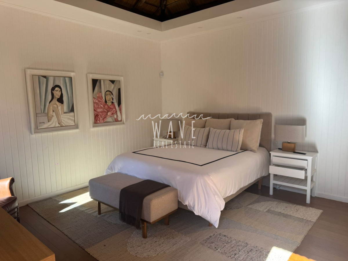 Casa ID.5430 - Venta Casa 4 Suite mas servicio Puerto Quetzal La Barra