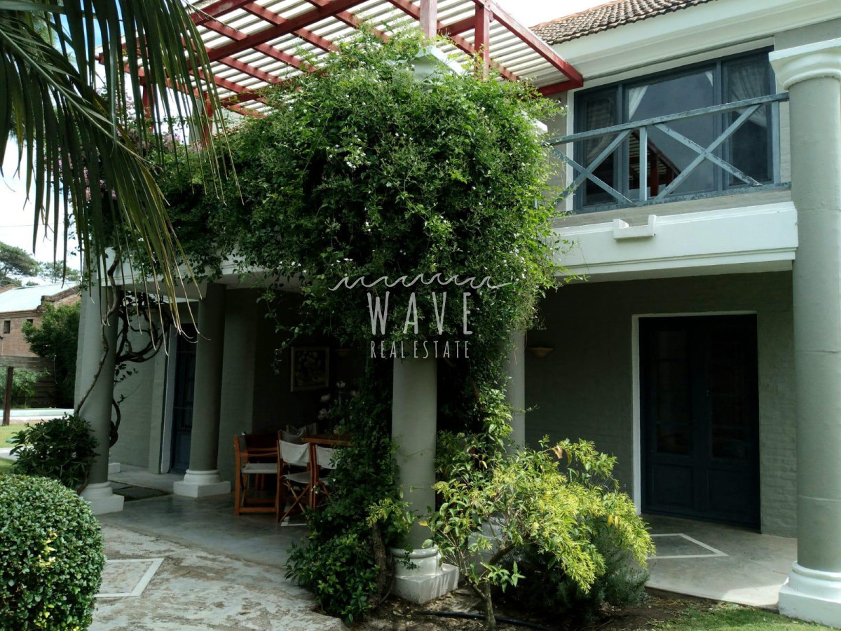Casa ID.4 - Excelente casa en la mejor zona de Montoya ( 30% debajo de su valor)