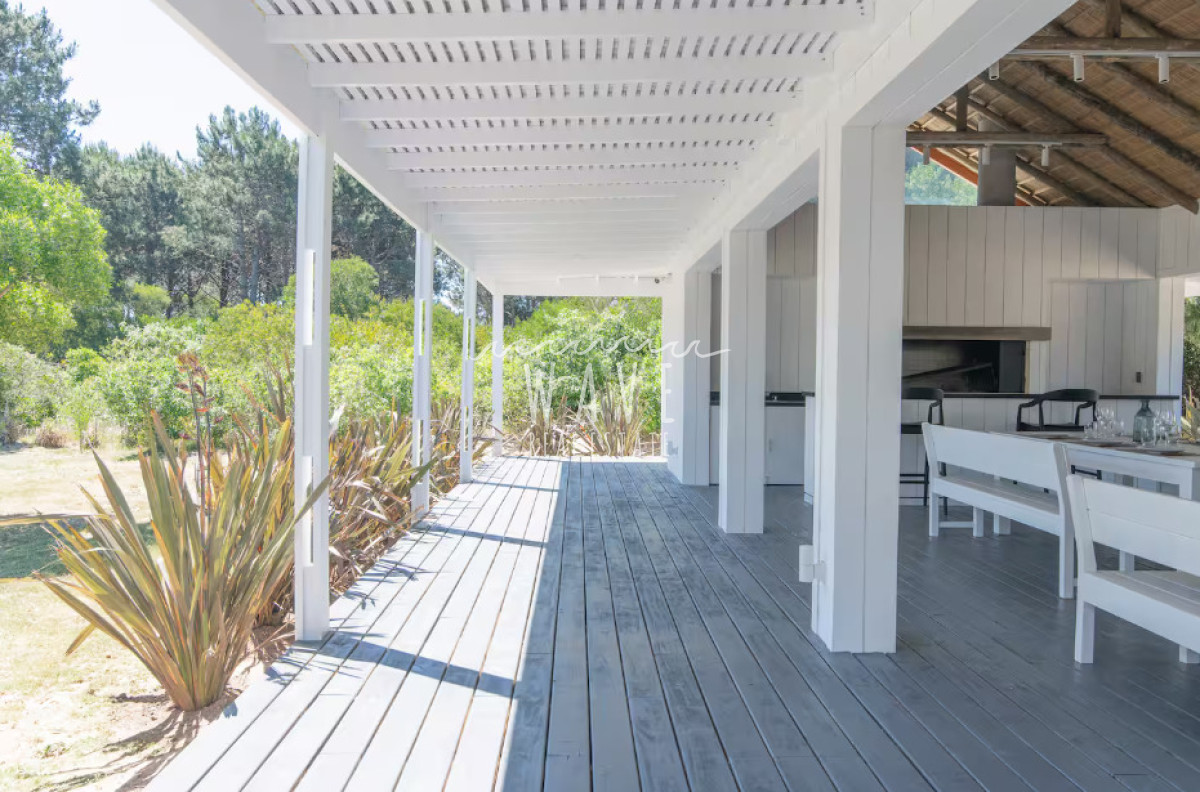 Casa ID.5919 - Alquiler Casa 3 dormitorios en Laguna Escondida Jose Ignacio 