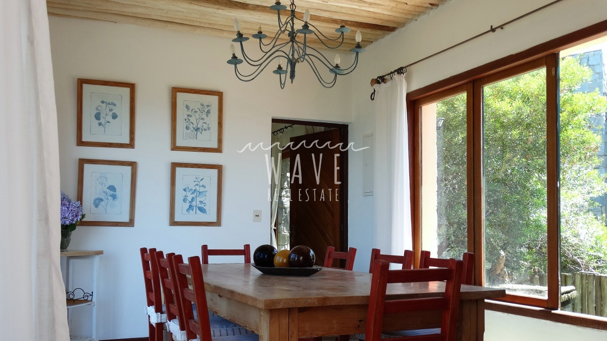 Casa ID.887 - Alquiler Temporal de Verano, Casa con 3 dormitorios en El Chorro, frente a la Playa