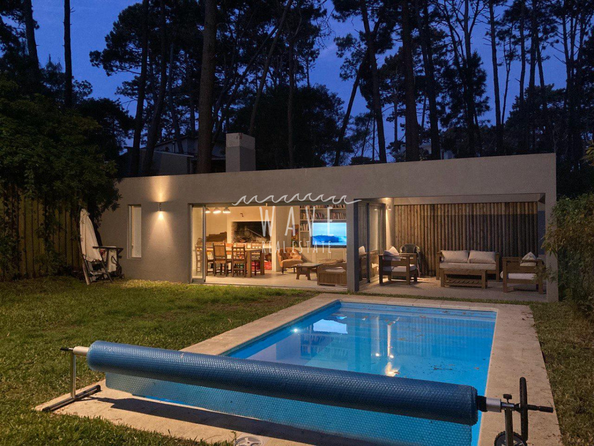 Casa ID.1140 - Alquiler Temporal de Verano, Casa de 3 dormitorios en Montoya, con piscina