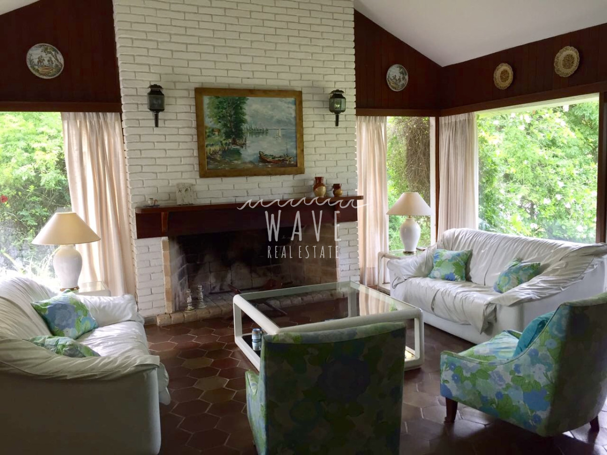 Casa ID.15 - Venta Casa 4 Dormitorios 3 Baños en Golf - Punta del Este