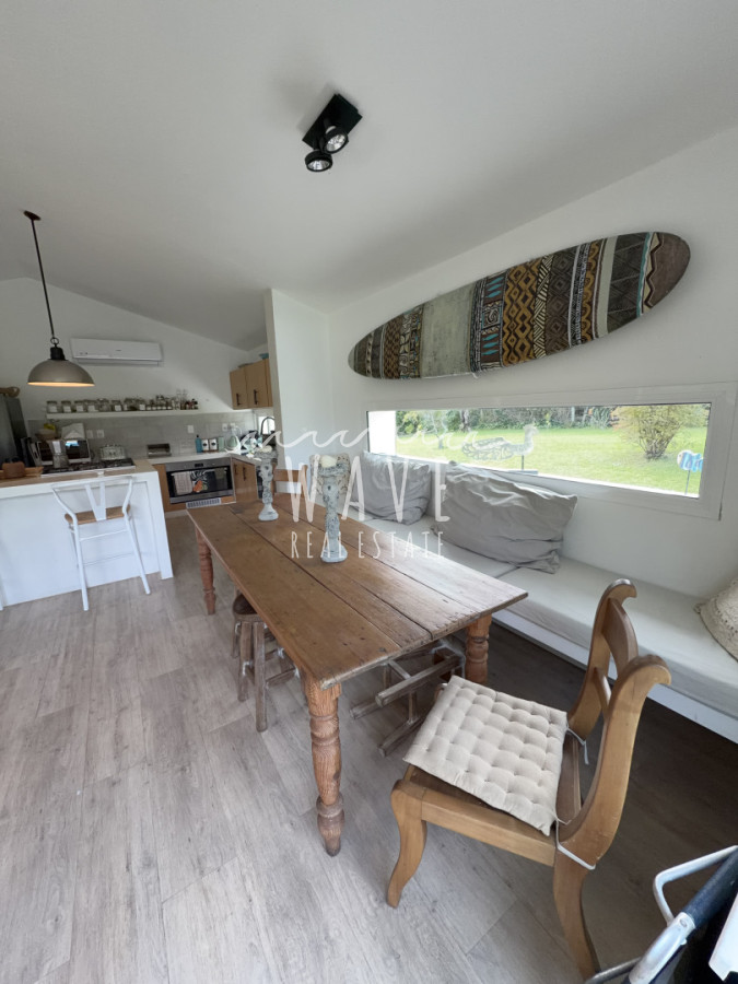 Casa ID.5473 - Venta de casa de 5 dormitorios en El Golf, Punta del Este
