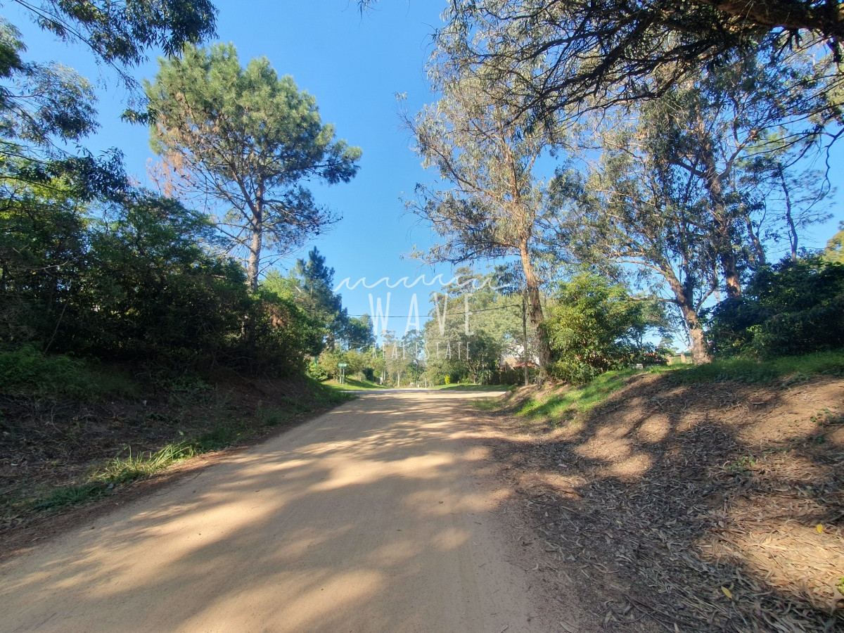 Casa ID.1691 - Venta de casa de 3 dormitorios y 2 baños en Pinares, Punta del Este.