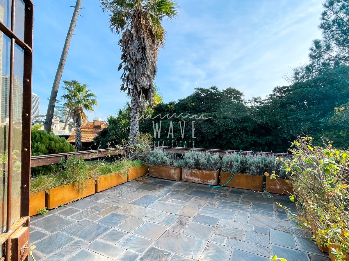 Casa ID.4349 - Alquiler y venta hermosa casa en playa mansa 