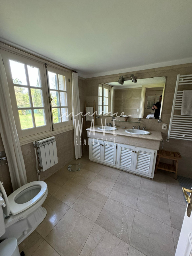 Casa ID.4484 - Brava, zona Torre del Agua, casa de 5 dormitorios y casa de huéspedes, en alquiler de verano