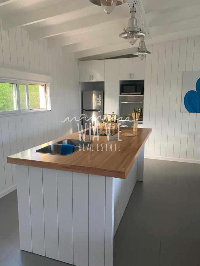 Casa ID.4867 - Casa a la Venta en El Chorro, dos plantas con vista al mar