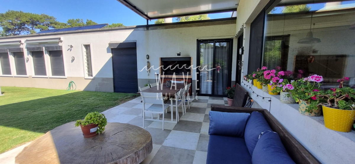 Casa ID.4320 - San Rafael, 3 dormitorios, dep. servicio, piscina cercada, gge.